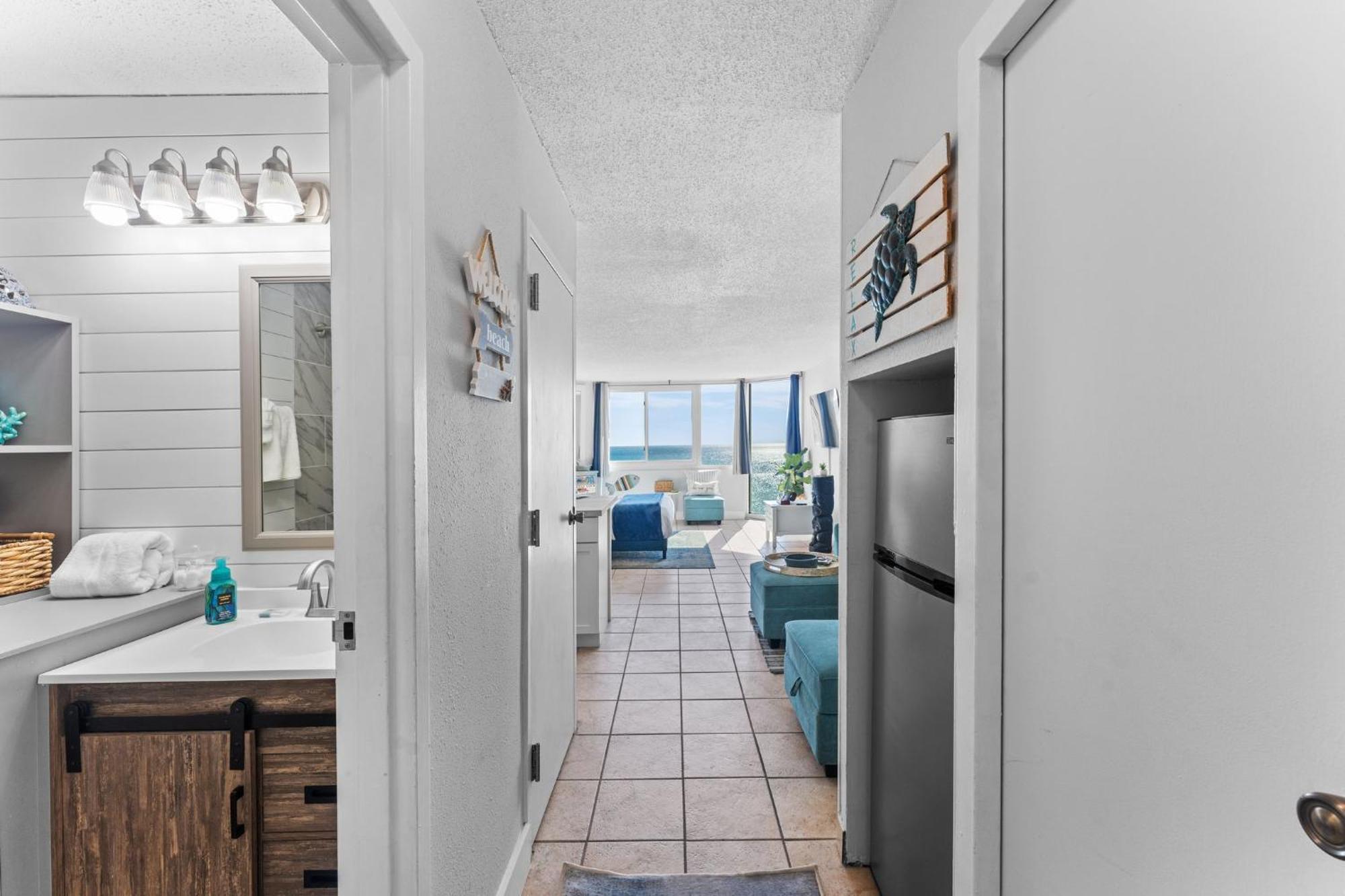 Seaview Studio At Top Of The Gulf #823 By Nautical Properties Panama City Beach Eksteriør billede