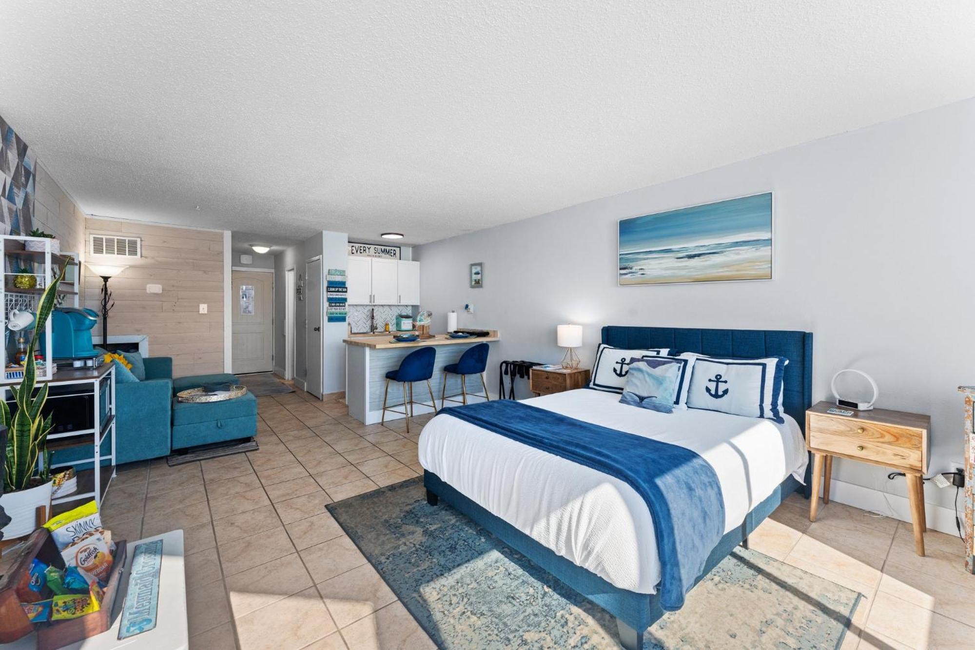 Seaview Studio At Top Of The Gulf #823 By Nautical Properties Panama City Beach Eksteriør billede